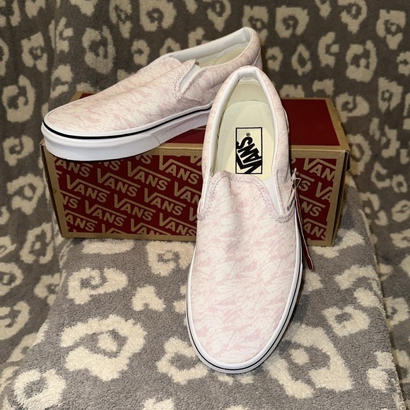 Vans Classic Slip-On Sneakers Washes Cradle Pink/True White New 😍 - Picture 17 of 17